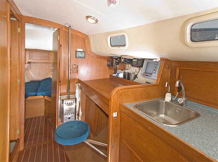 Freedom 35 cat ketch