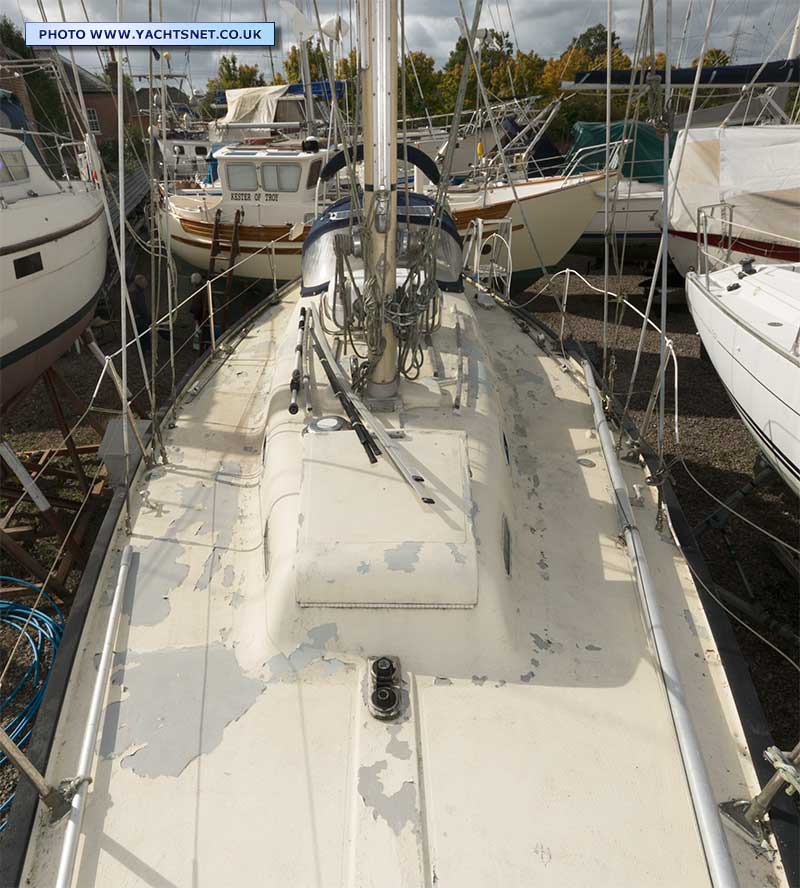 Deck aft
