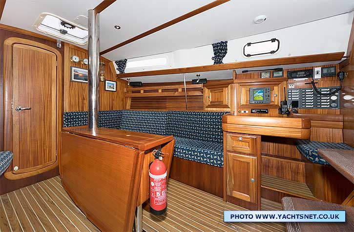 Saloon starboard