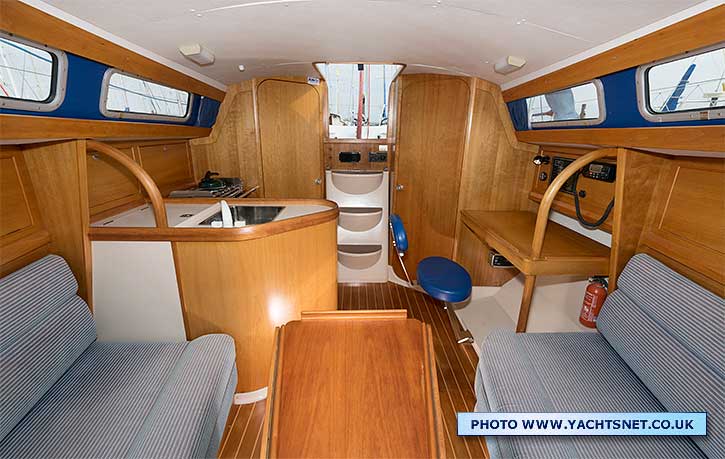 Saloon aft