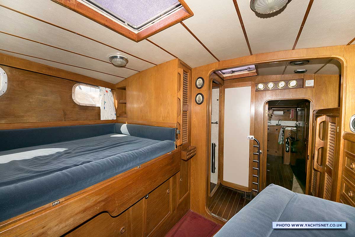 Aft cabin forward