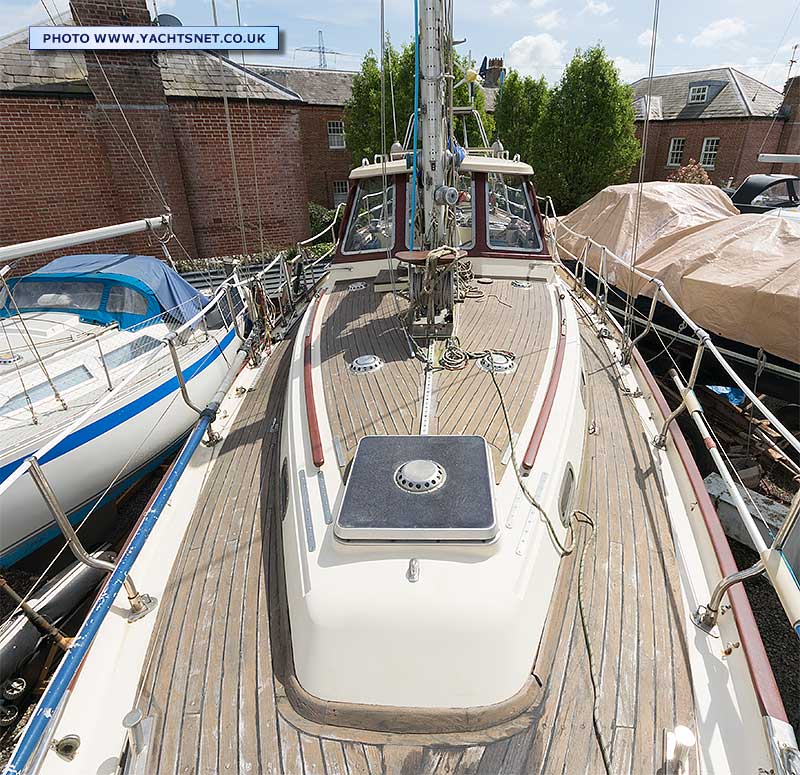 Deck aft