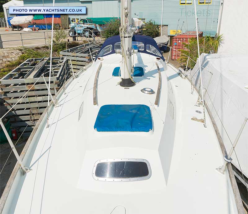 Deck aft