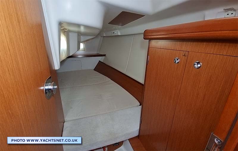 Aft cabin