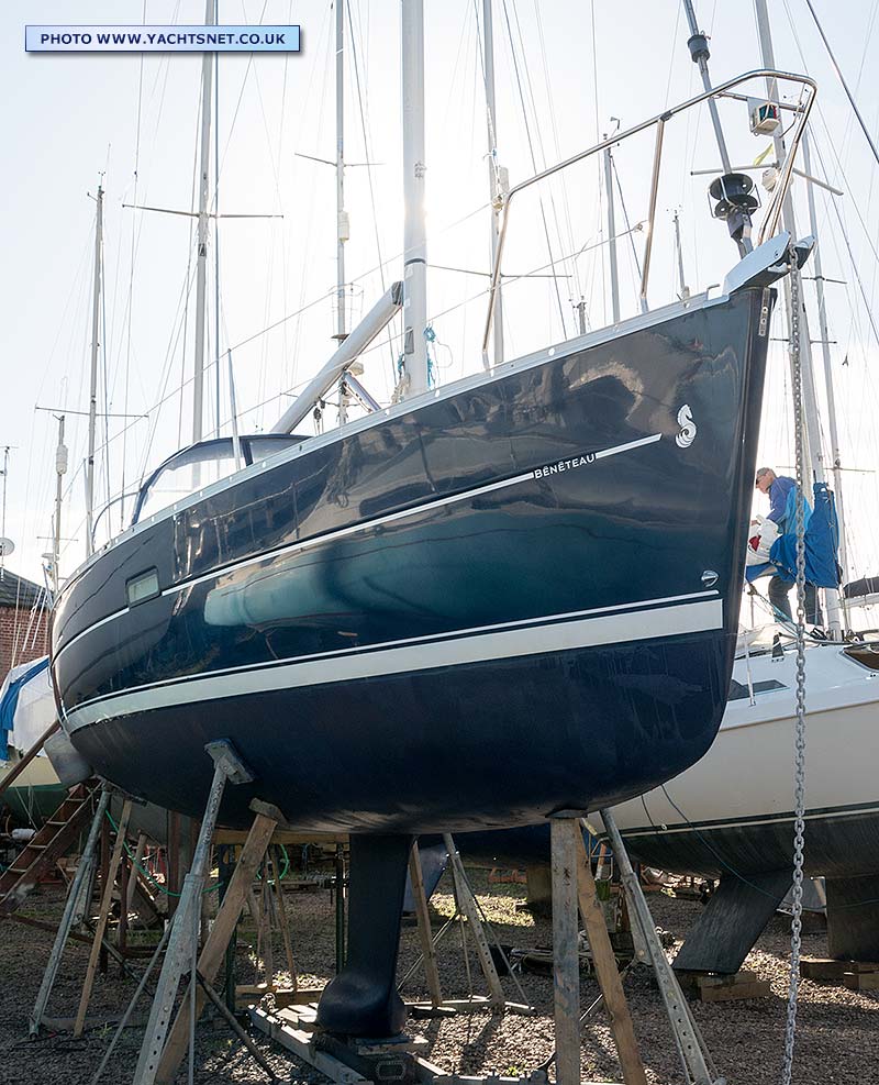 Beneteau Oceanis 323 Clipper for sale