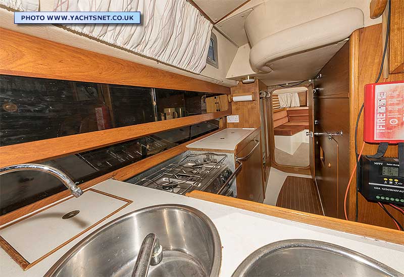 Access to aft cabin